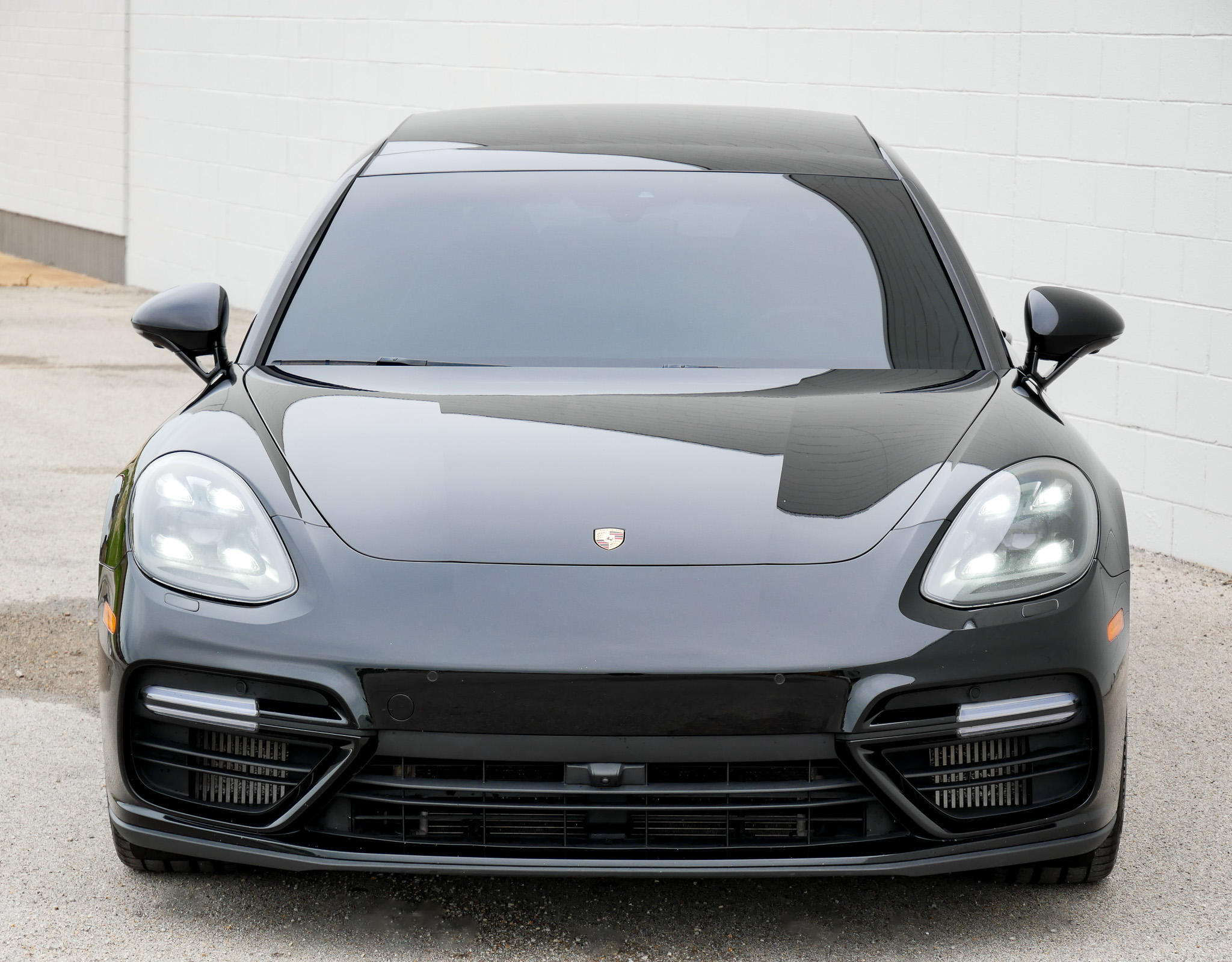Used 2018 Porsche Panamera Turbo Sport Turismo AWD/4WD image 4