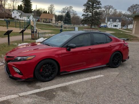 Used 2020 Toyota Camry TRD image 8