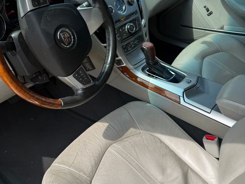Used 2010 Cadillac CTS Luxury image 6
