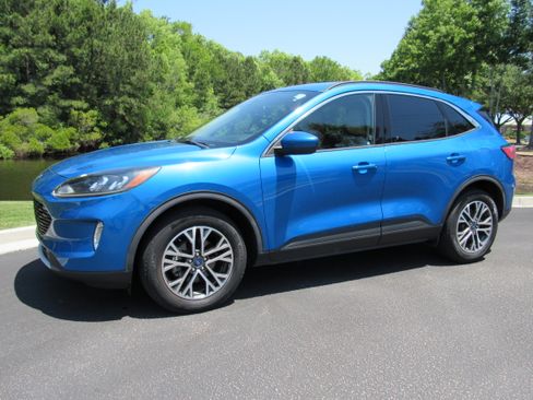 Used 2020 Ford Escape SEL AWD/4WD image 4