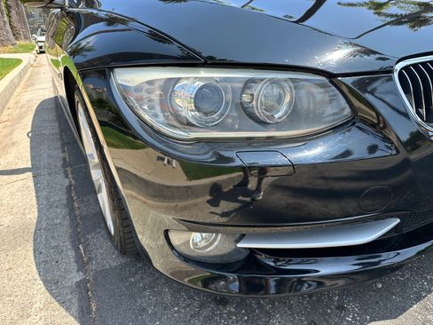 Used 2011 BMW 328i Convertible image 17