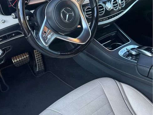 Used 2018 Mercedes-Benz S 560 Sedan image 10