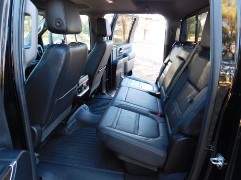 Used 2020 GMC Sierra 3500 Denali w/ Denali Ultimate Package image 15