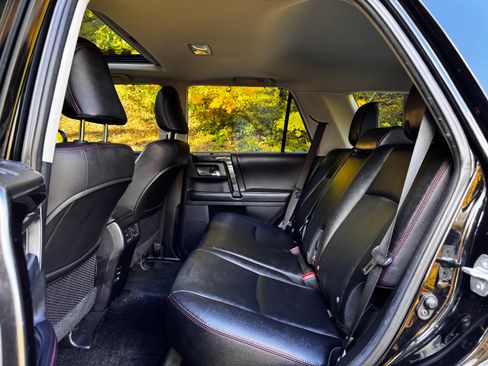 Used 2016 Toyota 4Runner Trail Premium image 14