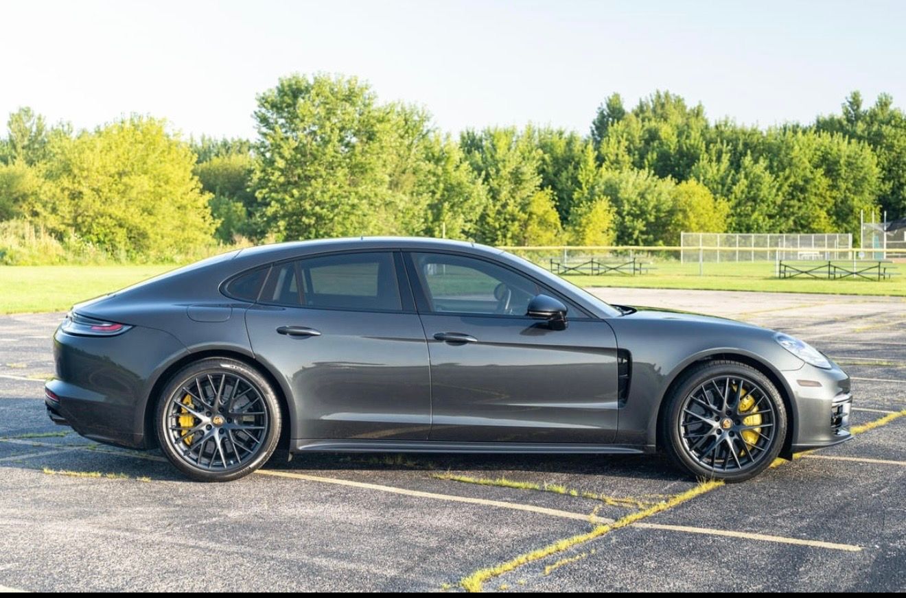 Used 2023 Porsche Panamera Turbo S AWD/4WD image 1