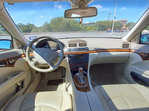 Used 2003 Mercedes-Benz E 320 Sedan image 16