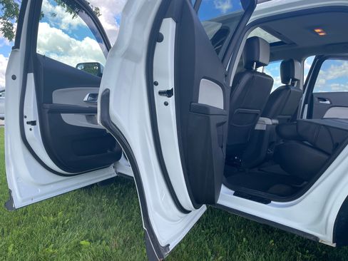 Used 2013 Chevrolet Equinox LT w/ LPO, Protection Package FWD image 15