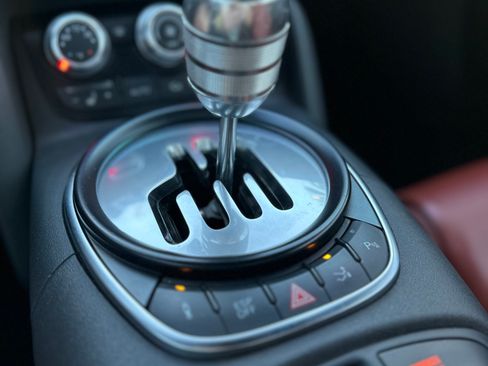 Used 2008 Audi R8 V8 AWD/4WD image 15
