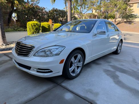 Used 2010 Mercedes-Benz S 550 image 1