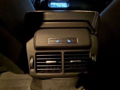 Used 2017 Land Rover Range Rover Evoque SE image 18