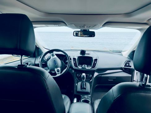 Used 2014 Ford Escape Titanium w/ Equipment Group 401A image 2