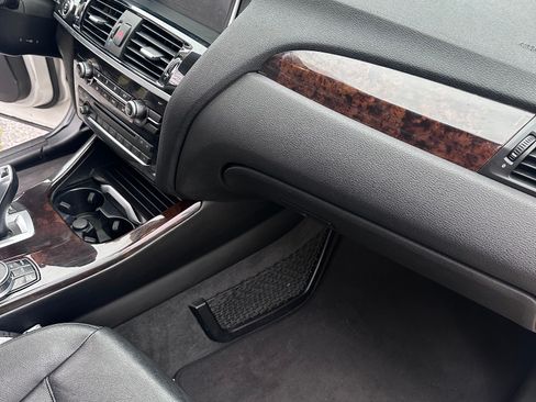 Used 2017 BMW X3 xDrive28i image 19