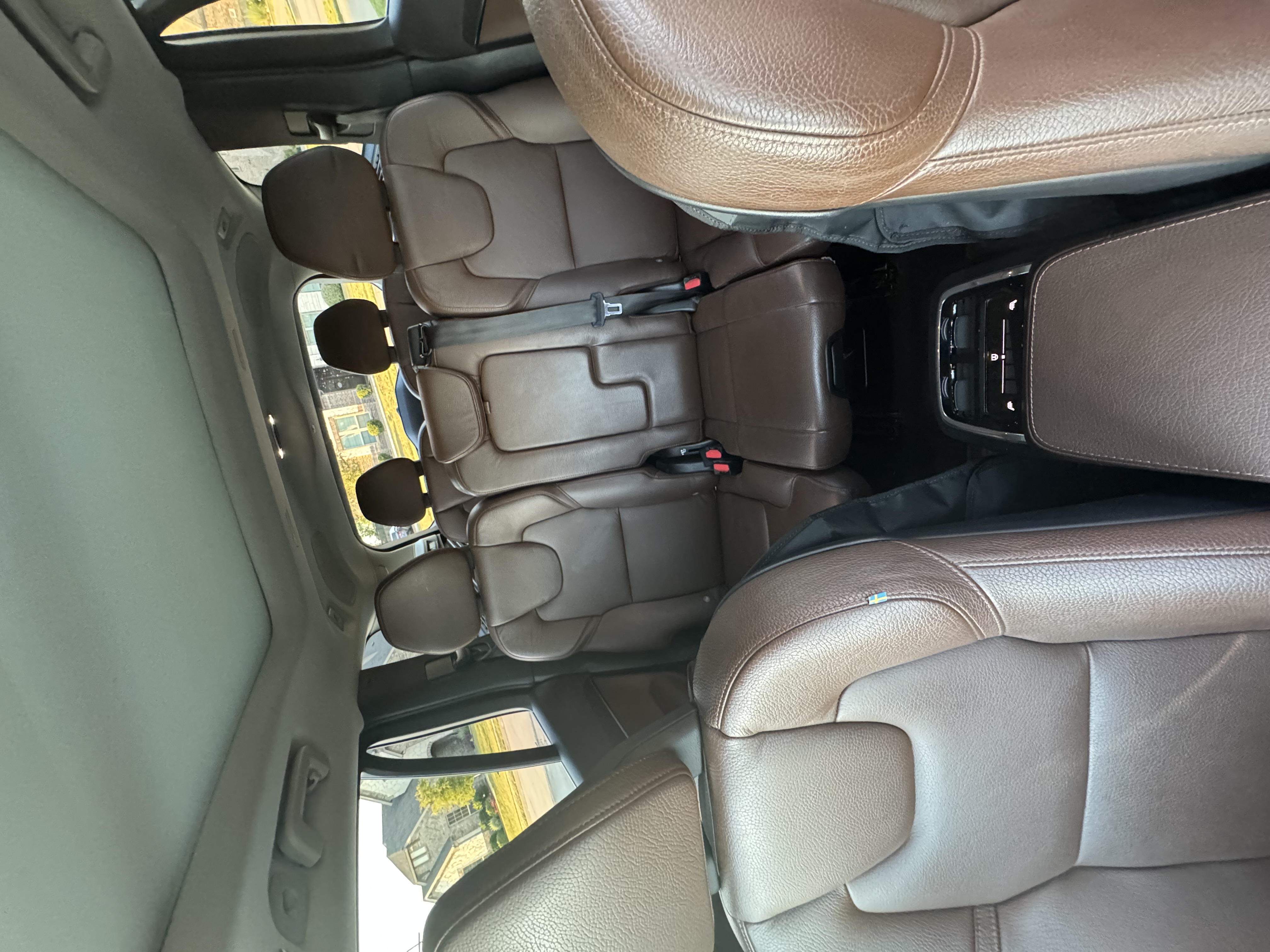 Used 2020 Volvo XC90 T6 Momentum AWD/4WD image 22
