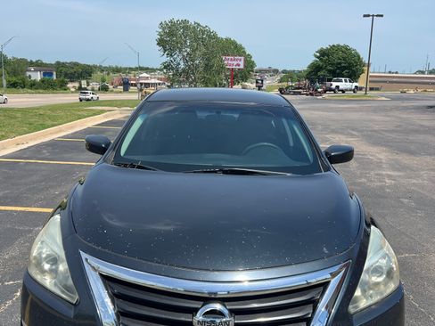 Used 2015 Nissan Altima 2.5 S w/ Power Driver Seat Package FWD image 4