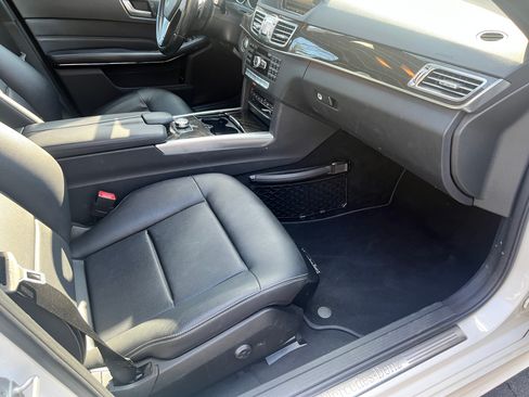 Used 2015 Mercedes-Benz E 350 Sedan image 18