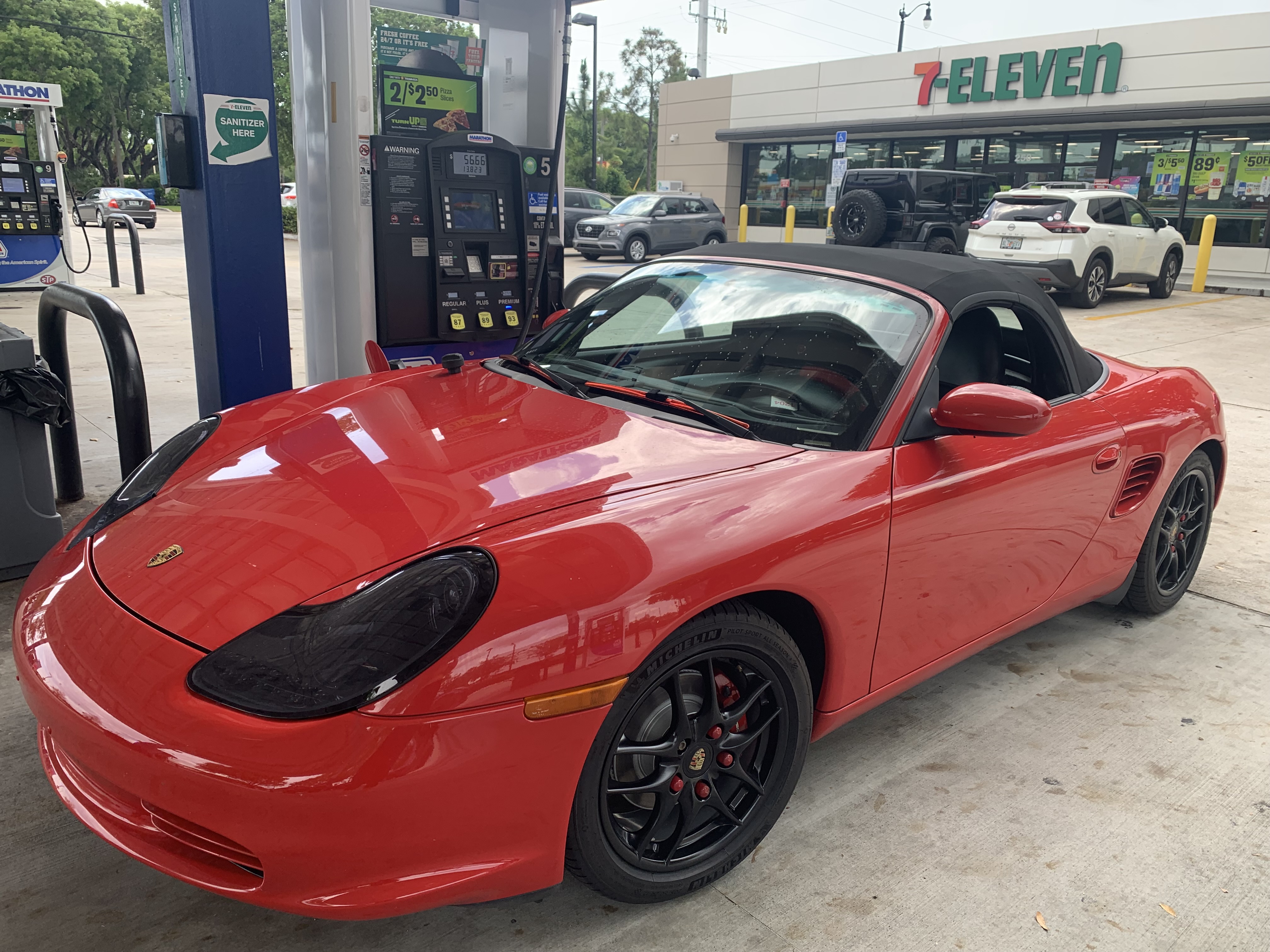 Used 2004 Porsche Boxster RWD image 1