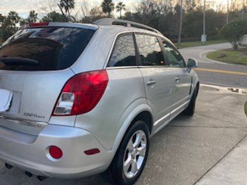 Used 2014 Chevrolet Captiva Sport LT w/ Convenience Package image 12