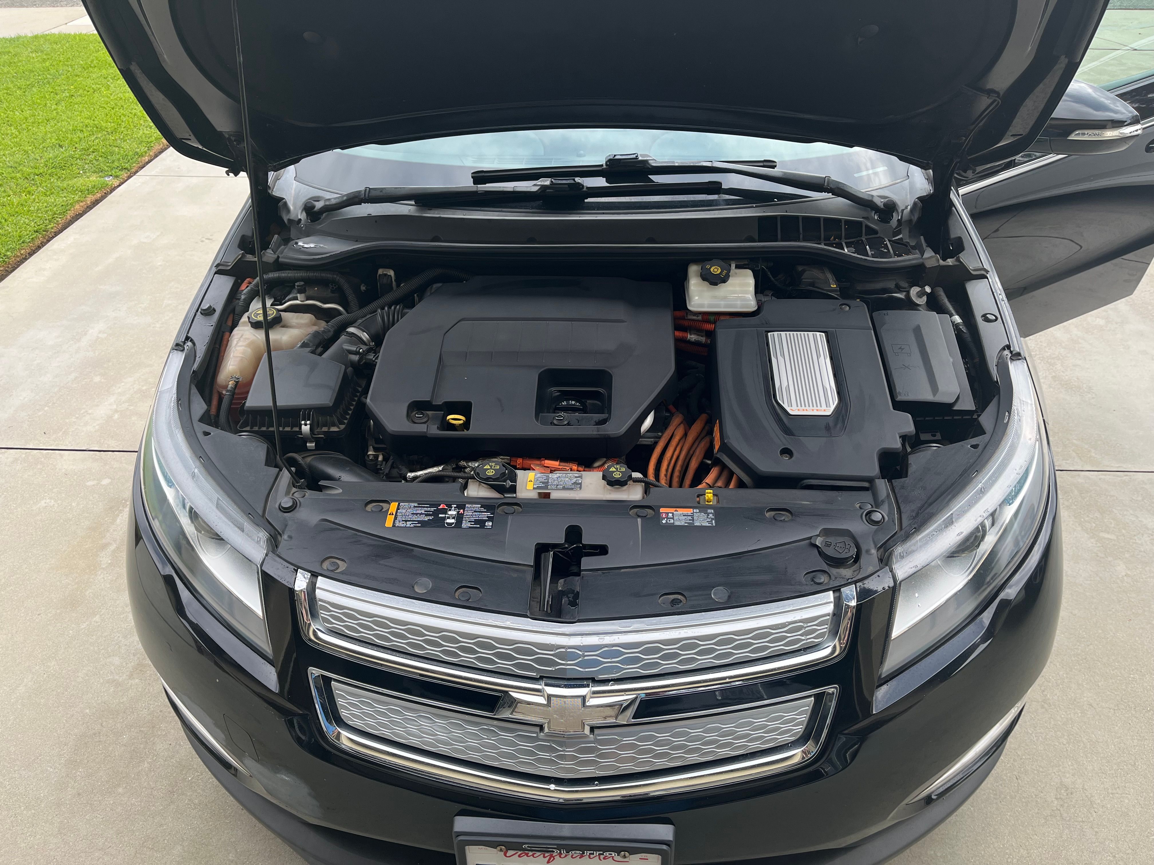 Used 2014 Chevrolet Volt w/ Enhanced Safety Package 1 FWD image 15