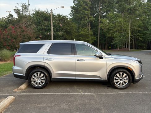 Used 2024 Hyundai Palisade SEL image 8