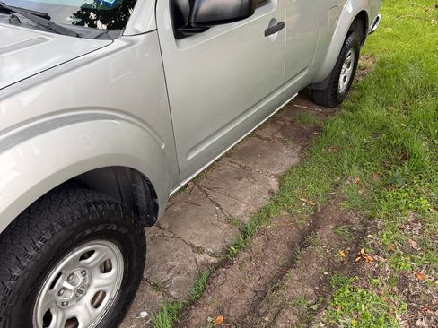 Used 2016 Nissan Frontier S image 13