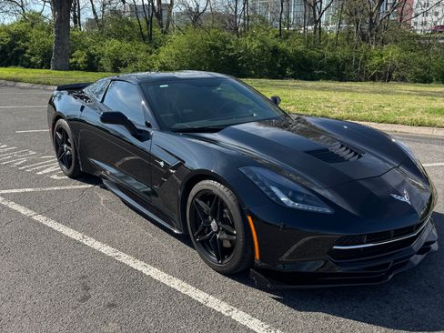 Used 2016 Chevrolet Corvette Stingray Coupe image 1