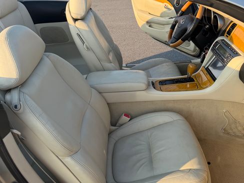 Used 2005 Lexus SC 430 Convertible w/ Preferred Accessory Pkg RWD image 11