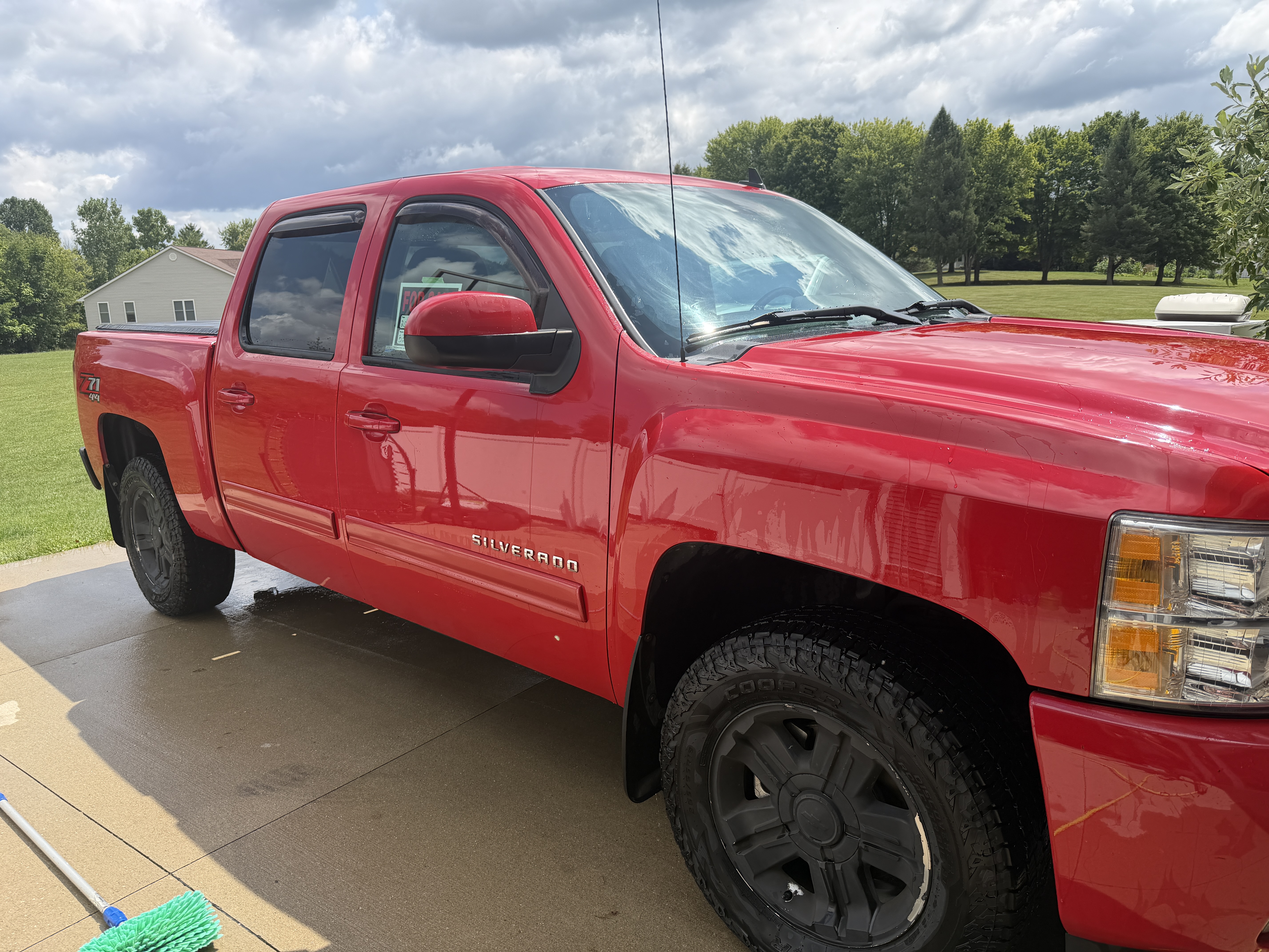 Used 2013 Chevrolet Silverado 1500 LT w/ All-Star Edition AWD/4WD image 1