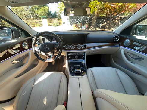 Used 2017 Mercedes-Benz E 300 E 300 Sedan 4D image 8