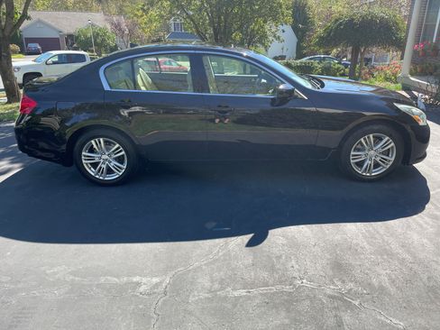 Used 2012 INFINITI G37 x Sedan w/ Premium Pkg image 6
