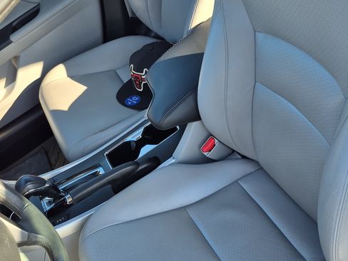 Used 2013 Honda Accord EX-L image 6