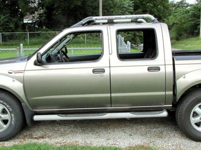 Used 2004 Nissan Frontier S/C