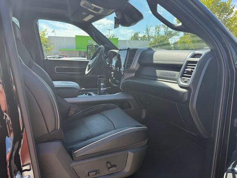 Used 2024 RAM 2500 Laramie w/ Night Edition AWD/4WD image 12