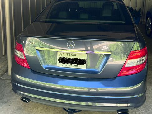 Used 2009 Mercedes-Benz C 350 Sport image 4