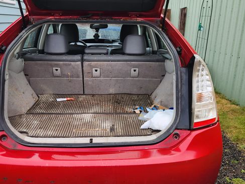 Used 2010 Toyota Prius Five image 9