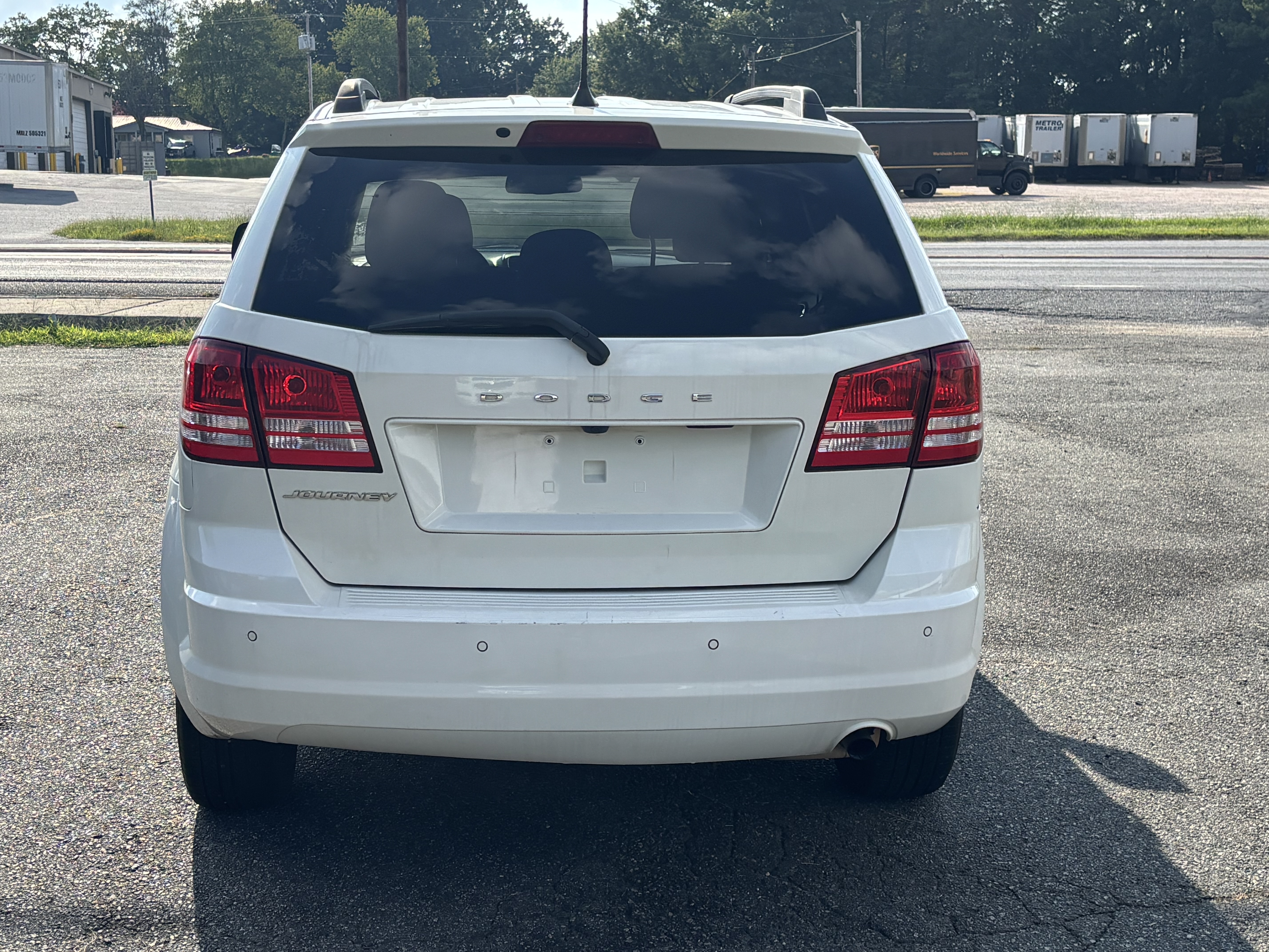 Used 2020 Dodge Journey SE w/ SE Popular Equipment Group FWD image 8