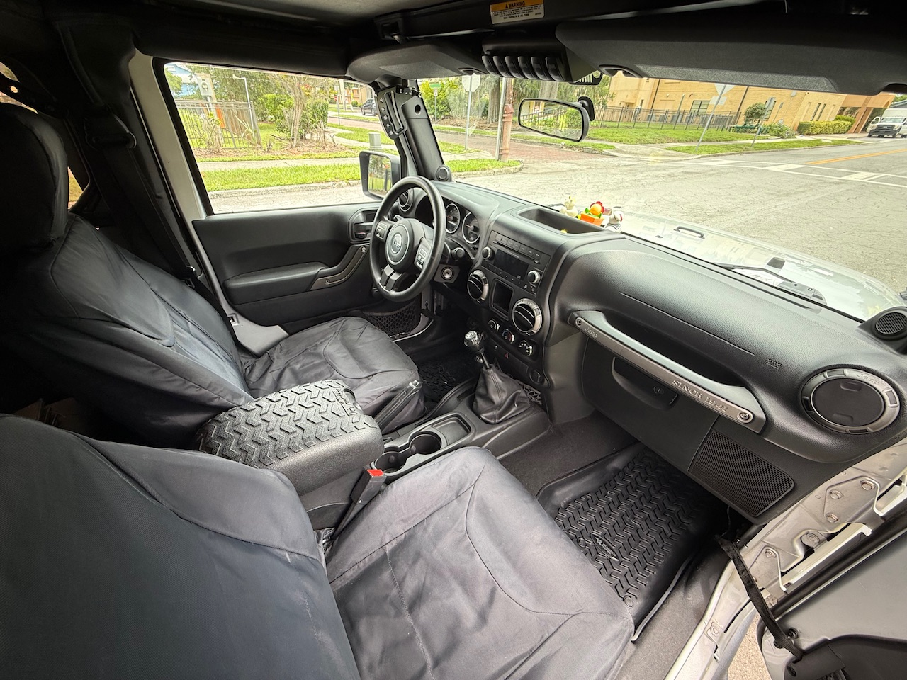Used 2012 Jeep Wrangler Sport AWD/4WD image 12