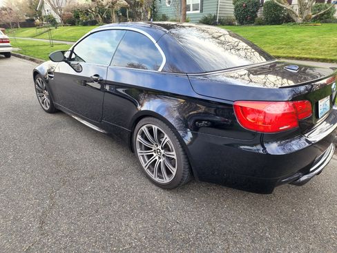 Used 2011 BMW M3 Convertible image 5