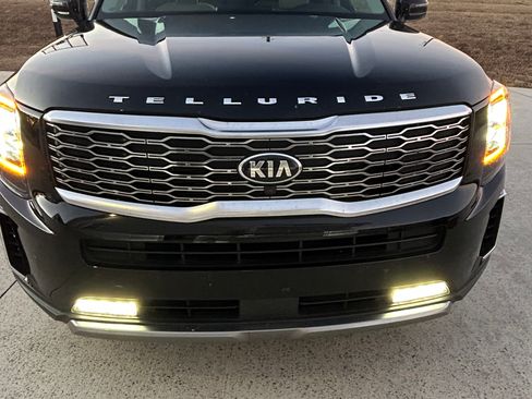 Used 2021 Kia Telluride SX w/ Towing Package image 4