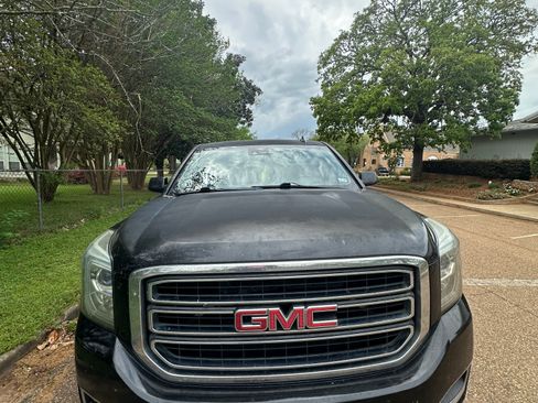Used 2015 GMC Yukon XL SLT w/ Open Road Package image 6