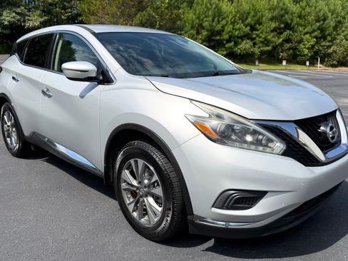 Used 2018 Nissan Murano S AWD/4WD image 10