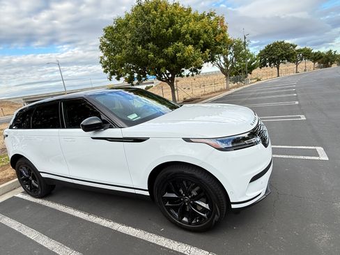 Used 2026 Land Rover Range Rover Velar S AWD/4WD image 2