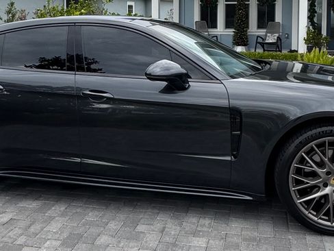 Used 2018 Porsche Panamera 4S image 6