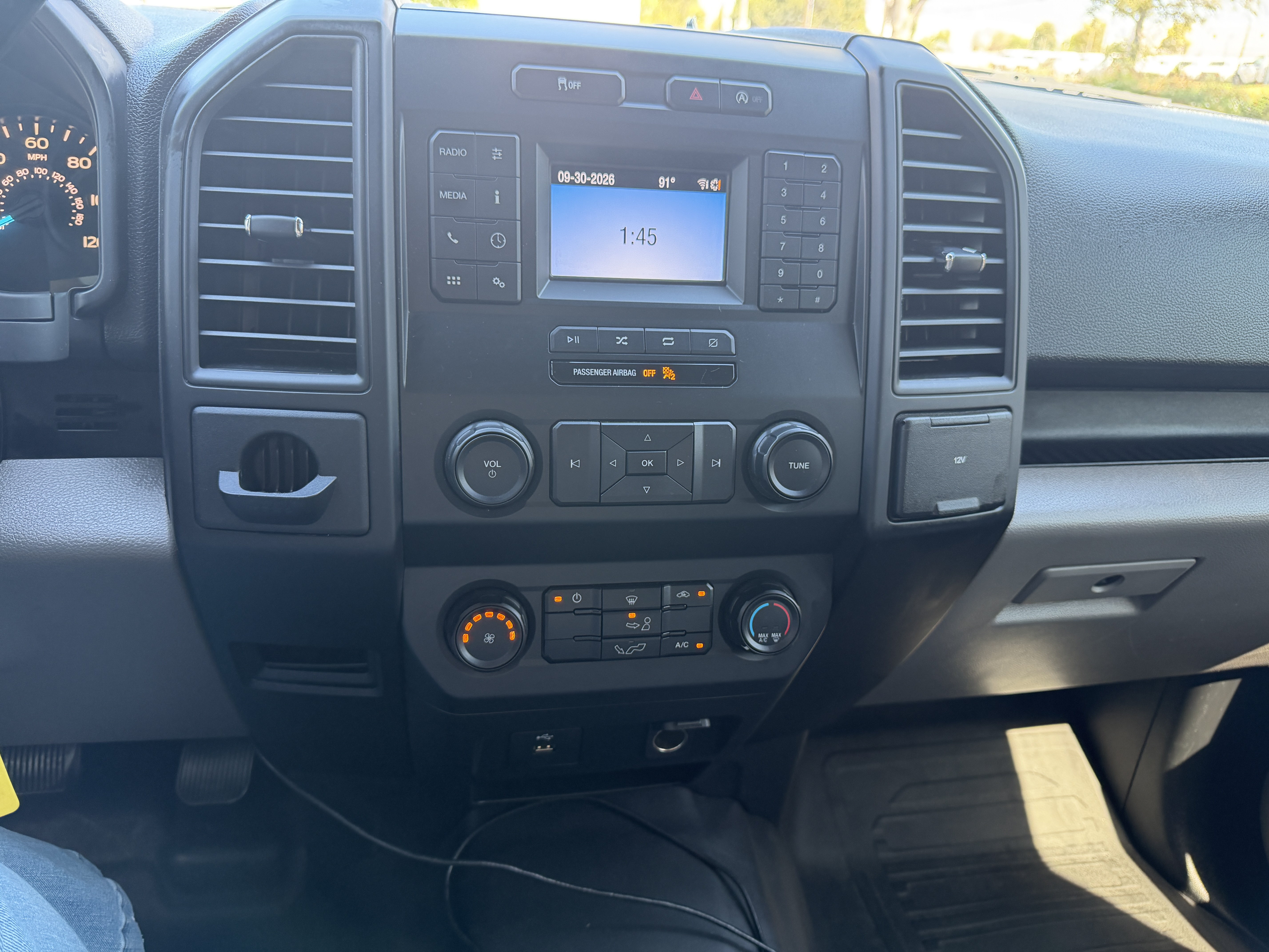 Used 2019 Ford F150 XL w/ Equipment Group 101A Mid RWD image 22