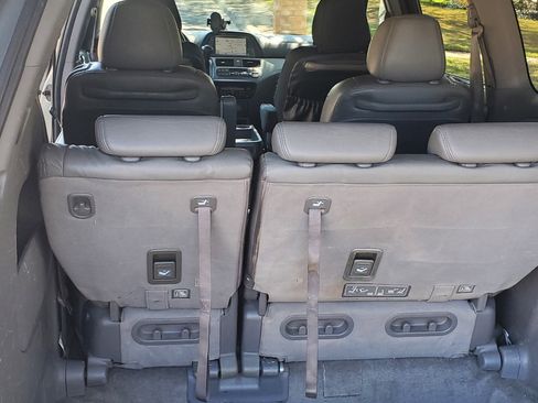 Used 2009 Honda Odyssey Touring image 5
