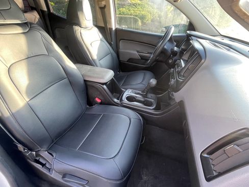 Used 2016 Chevrolet Colorado W/T w/ WT Convenience Package image 4