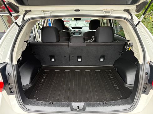 Used 2017 Subaru Crosstrek 2.0i Premium image 11