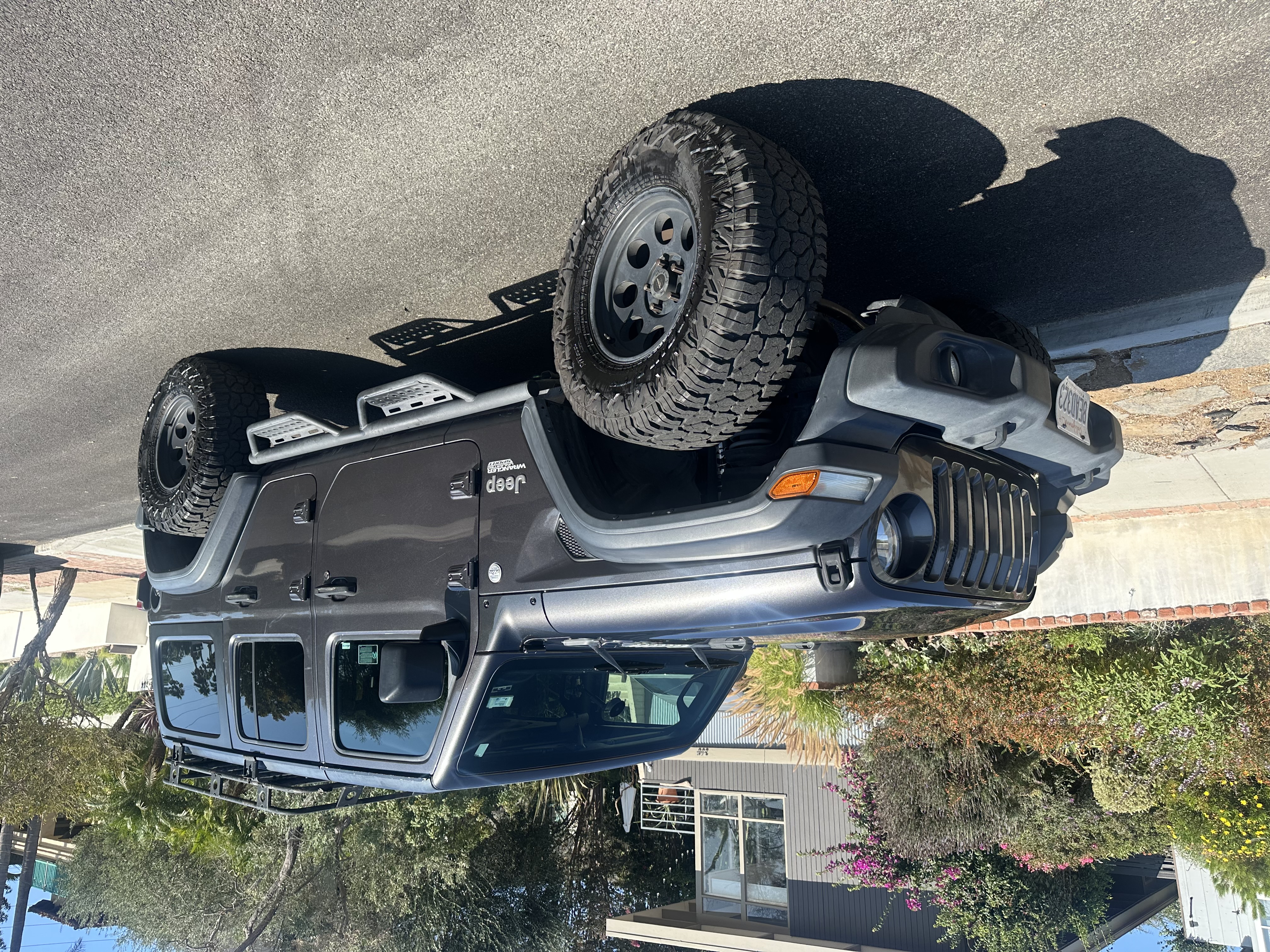 Used 2018 Jeep Wrangler Unlimited Sport AWD/4WD image 2