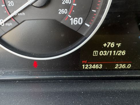 Used 2017 BMW 330i xDrive Sedan w/ Premium Package image 12