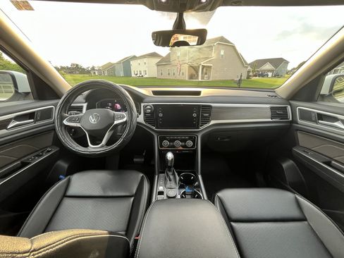 Used 2022 Volkswagen Atlas SE AWD/4WD image 12
