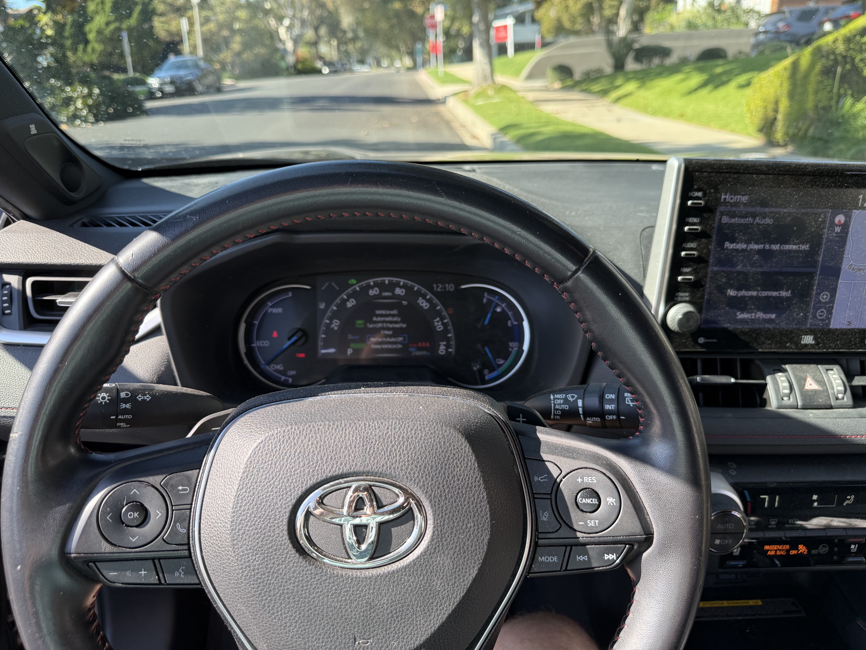 Used 2021 Toyota RAV4 XSE w/ Premium Package AWD/4WD image 17
